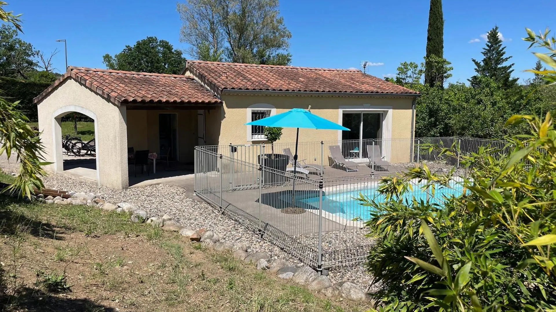 Villa Mimosa Sampzon 0*,